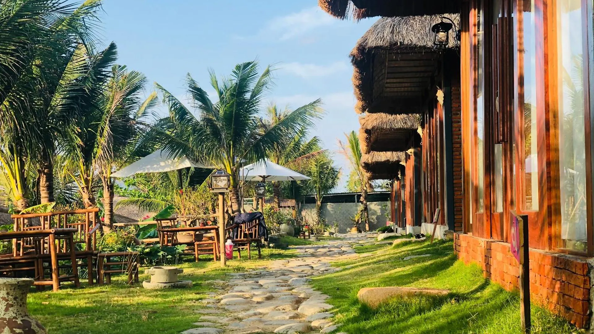 Robinson Beach & Villas Nha Trang